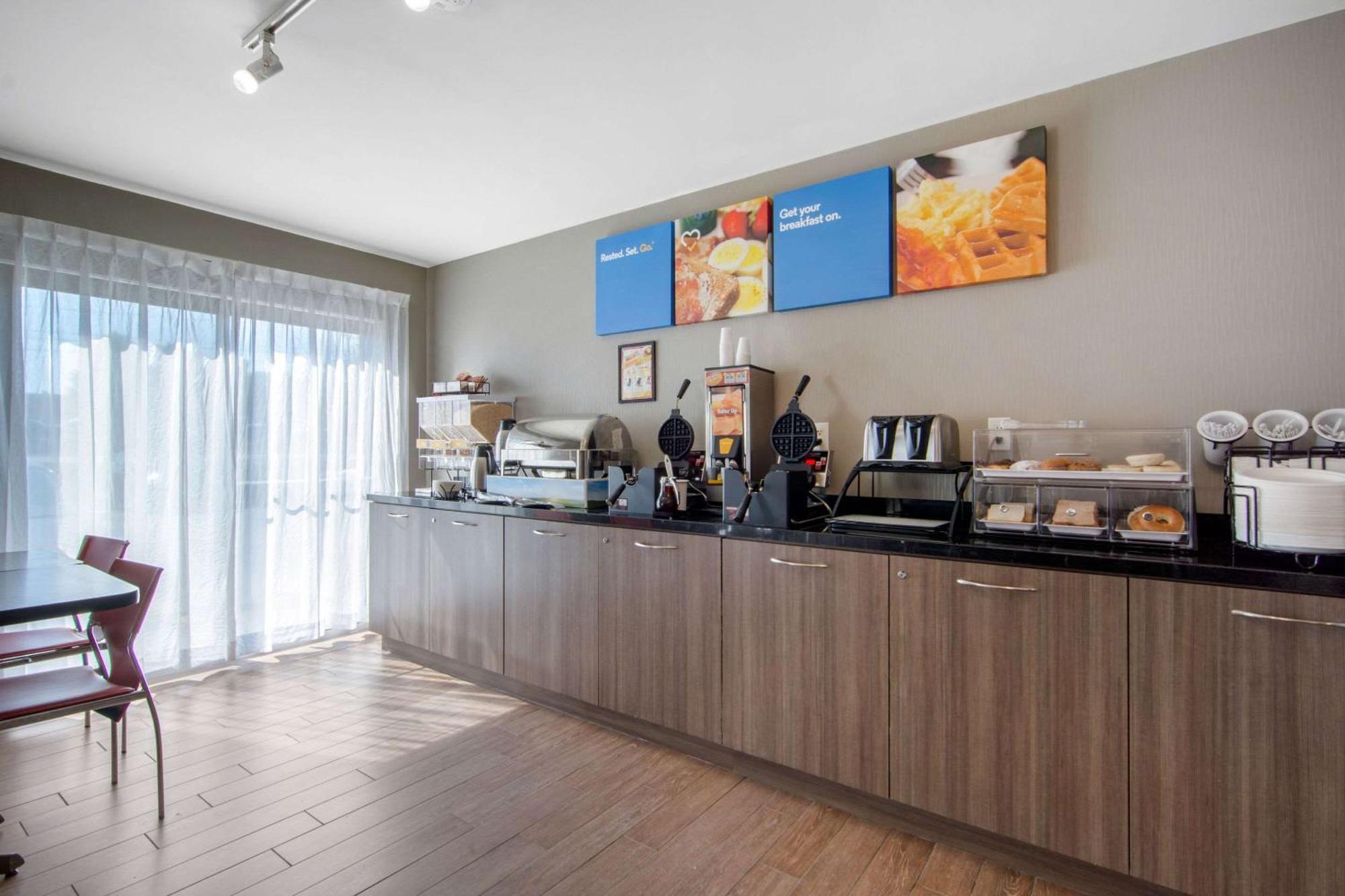 Comfort Inn Sudbury Luaran gambar